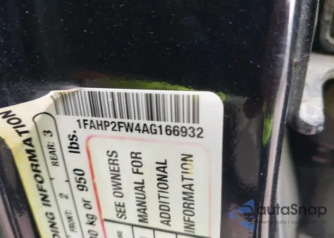 2010 Ford Taurus Limited z USA, uszkodzony, nr VIN 1FAHP2FW4AG166932